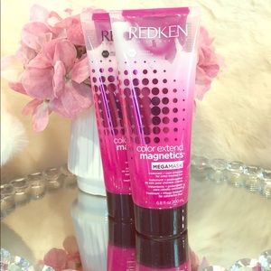 2 bottles Redken - Color extend - MegaMask